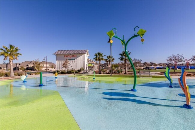 Building Photo - 425 Miracle Rose Way