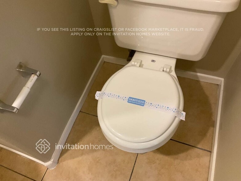 Building Photo - 8019 Torremolinos Ave