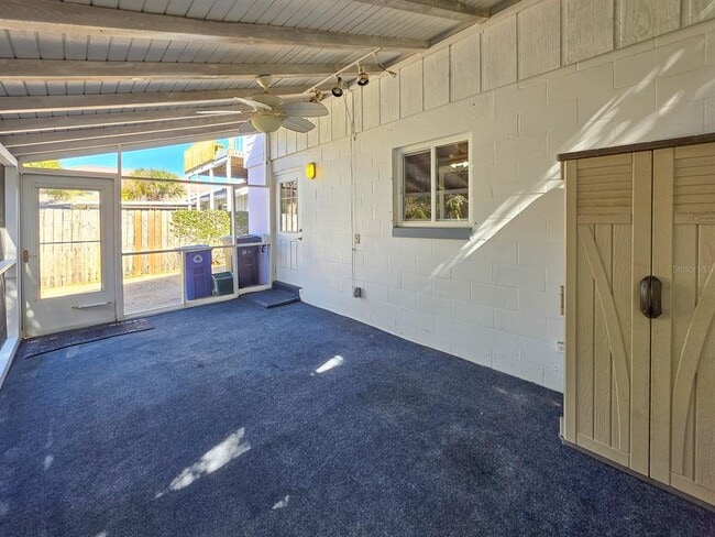 Building Photo - 1340 S Central Ave