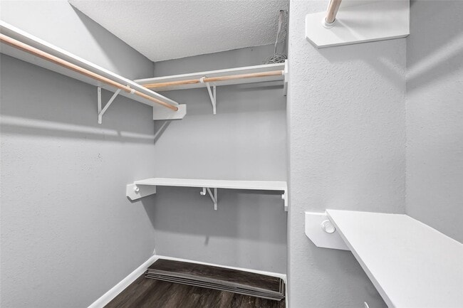 Building Photo - 12111 Lemon Ridge Ln