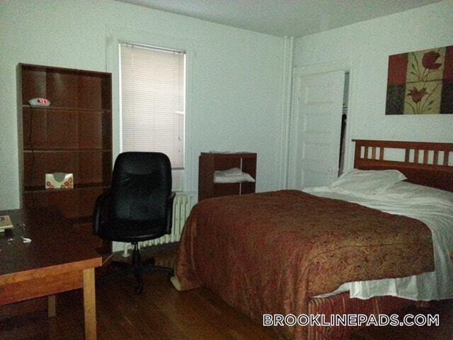 Building Photo - 79 Brook St