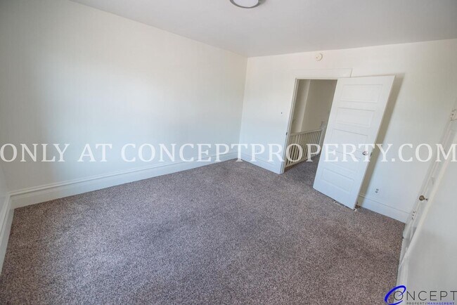Building Photo - 5000 S Jones Ct