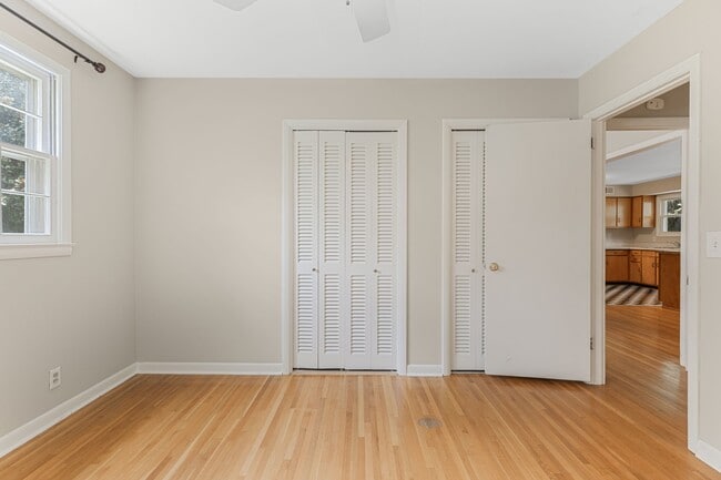 Building Photo - 4815 Danby Dr