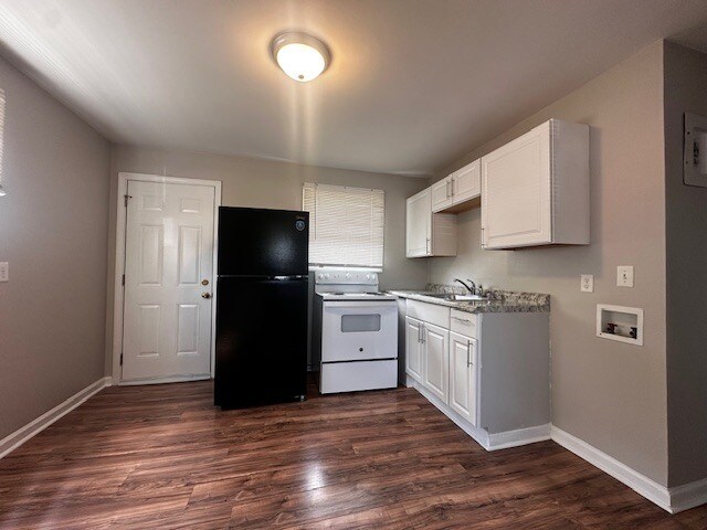 Building Photo - 314 S English St