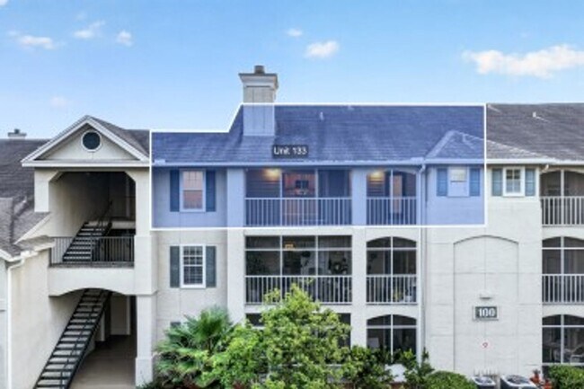 Building Photo - Pristine in PVB