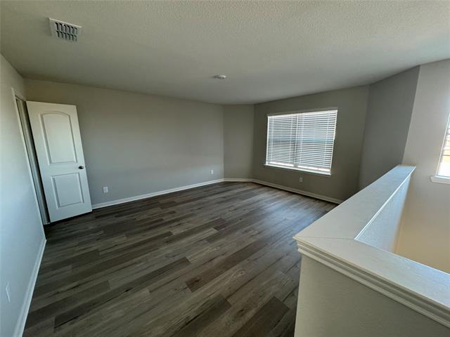 Building Photo - 213 Emma Dr