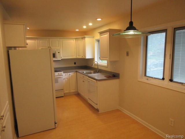 Building Photo - 1236 Jenifer Ave