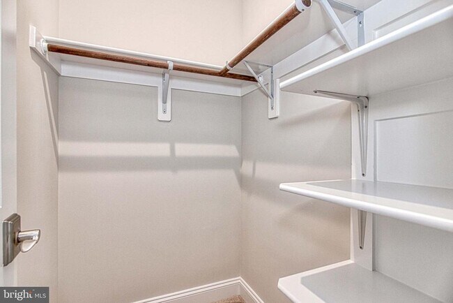 Building Photo - 3100 Greenway Blvd