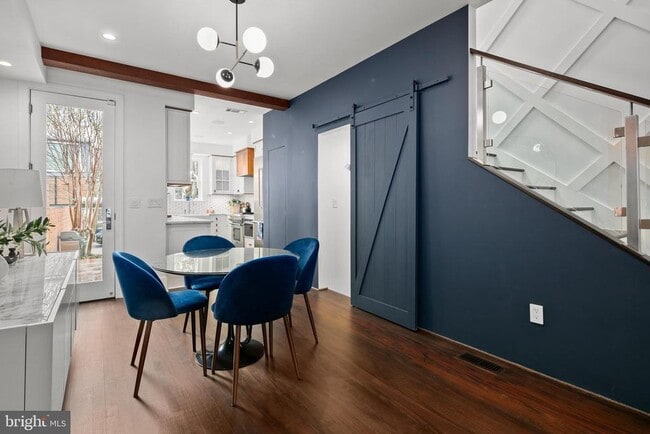 Building Photo - 1450 T St NW