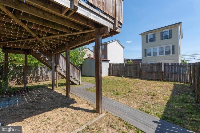 Building Photo - 1609 Airport Ave