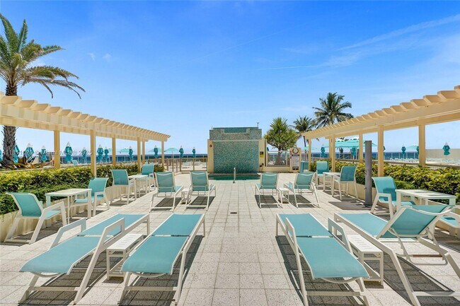 Building Photo - 2501 S Ocean Dr