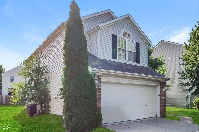 Building Photo - 5675 Glass Chimney Ln