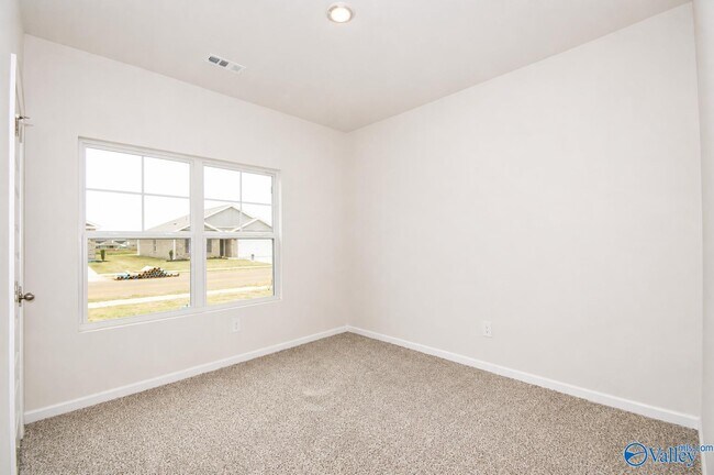 Building Photo - 118 Betty Williams Dr