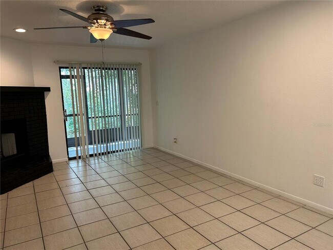Building Photo - 1714 Foxhall Cir