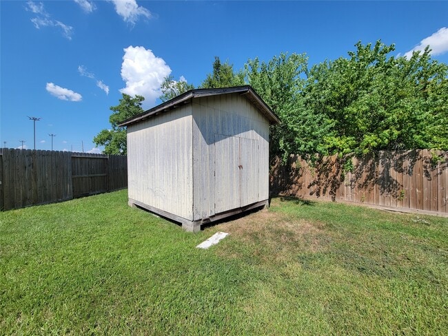 Building Photo - 20922 Reno Ranch Ln
