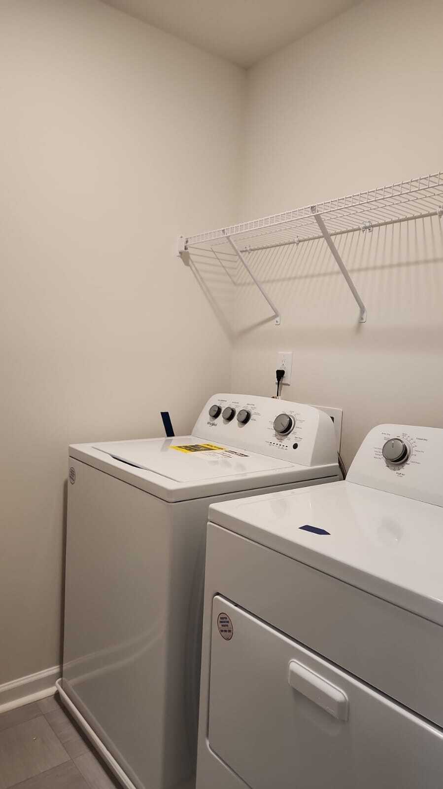 Building Photo - 1479 Amberview Ln