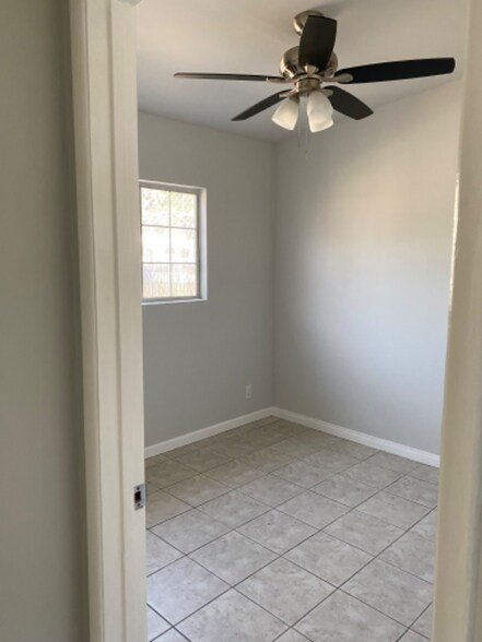 Building Photo - 9142 Walnut St