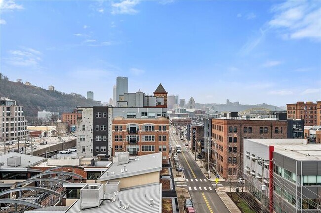 Building Photo - 2554 Smallman St