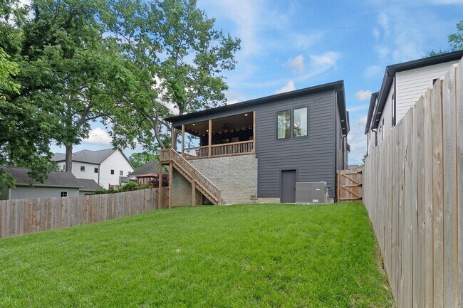Building Photo - 3733 Estes Rd