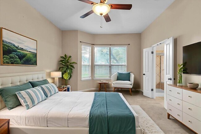 Building Photo - 5009 Hibiscus Valley Dr