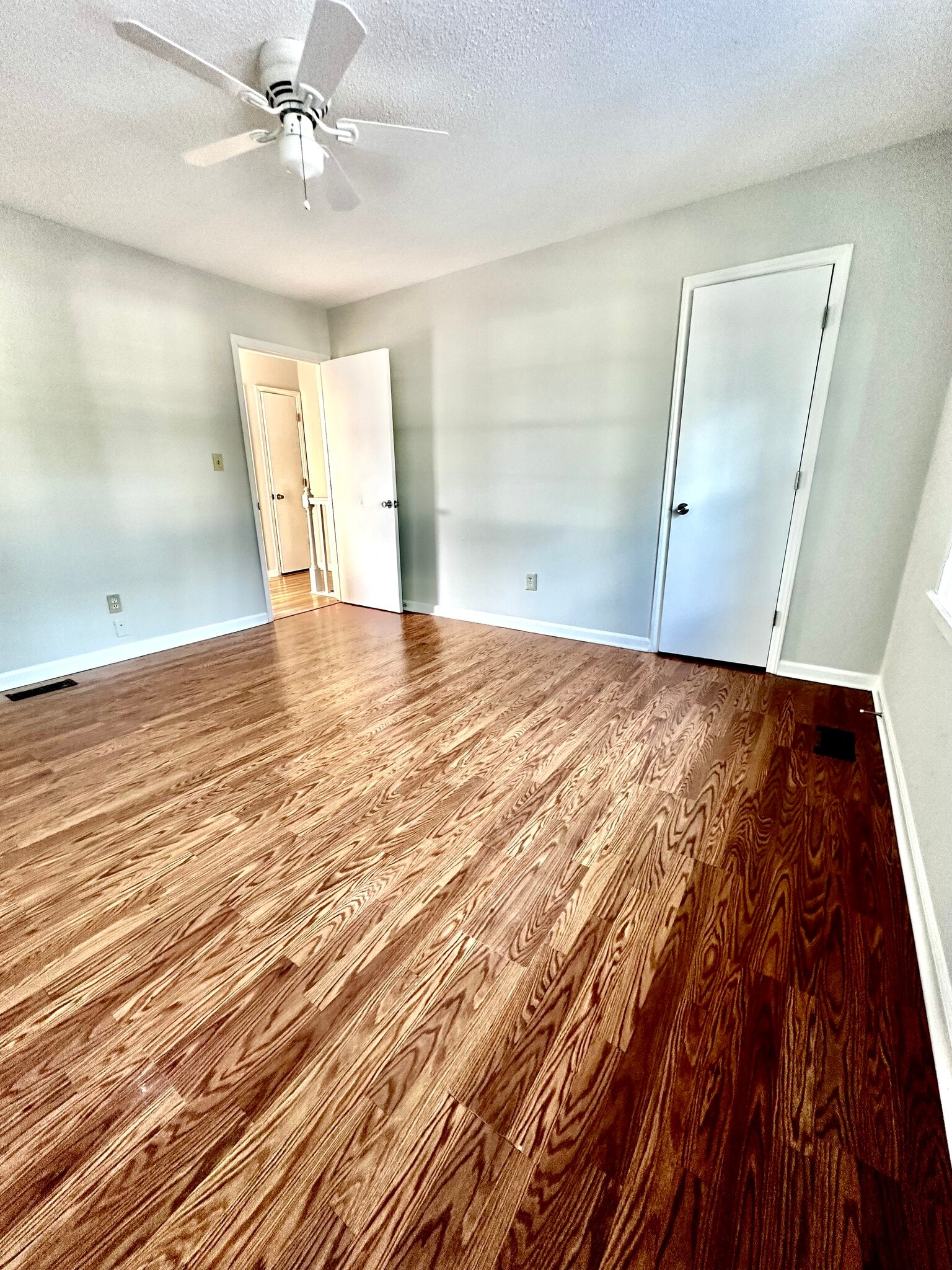 Building Photo - 1605 Fawn Vista Dr N