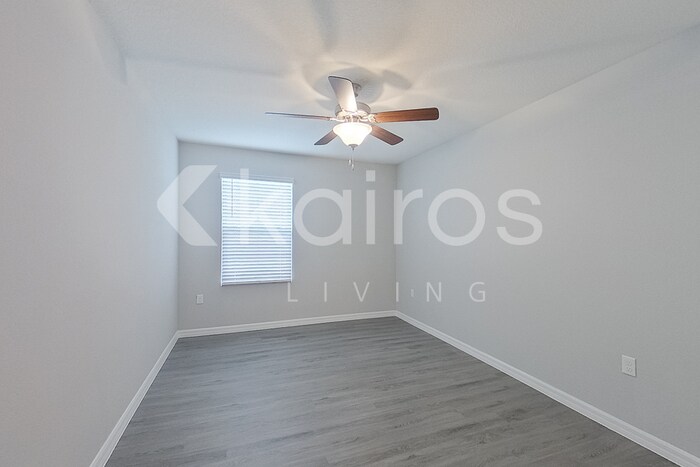 Building Photo - 8656 SW 43rd Ter
