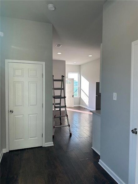 Building Photo - 3033 Pauger St