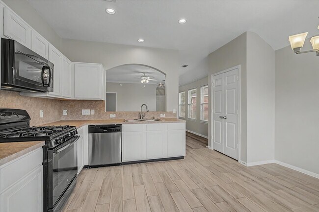 Building Photo - 19206 Terra Forest Ct