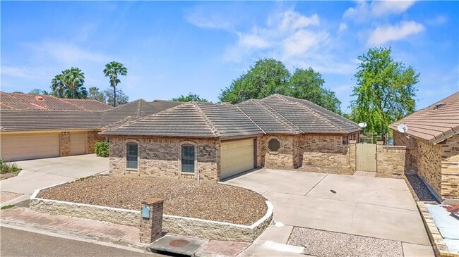 Primary Photo - 29 Rio Grande Dr
