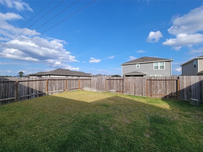 Building Photo - 17986 Plow Beam Dr