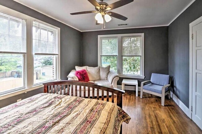 Bedroom 2 - 1337 Harbert Ave