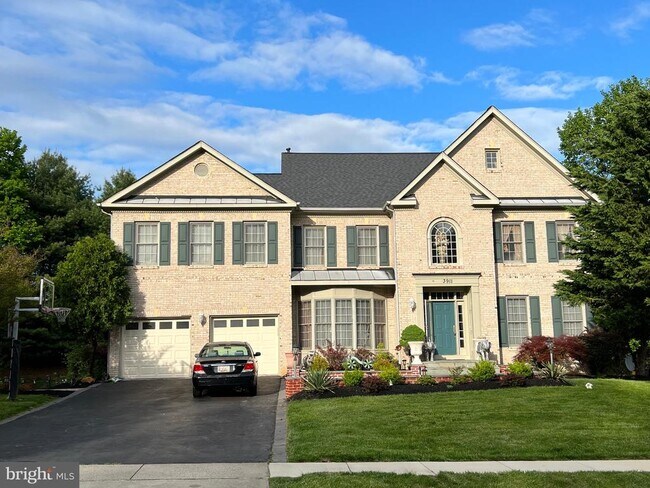 Building Photo - 3911 Arbor Crest Way