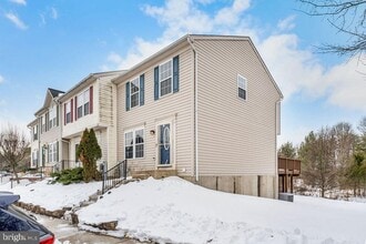 Building Photo - 7711 Cornerstone Way