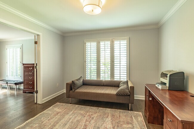 Building Photo - 31 Fox Trail