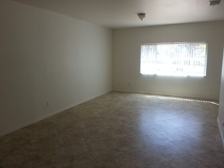 Building Photo - 28160 Landau Blvd