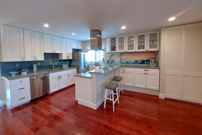 Building Photo - Impeccable 2BR, 1BA Capitola Condo with Oc...