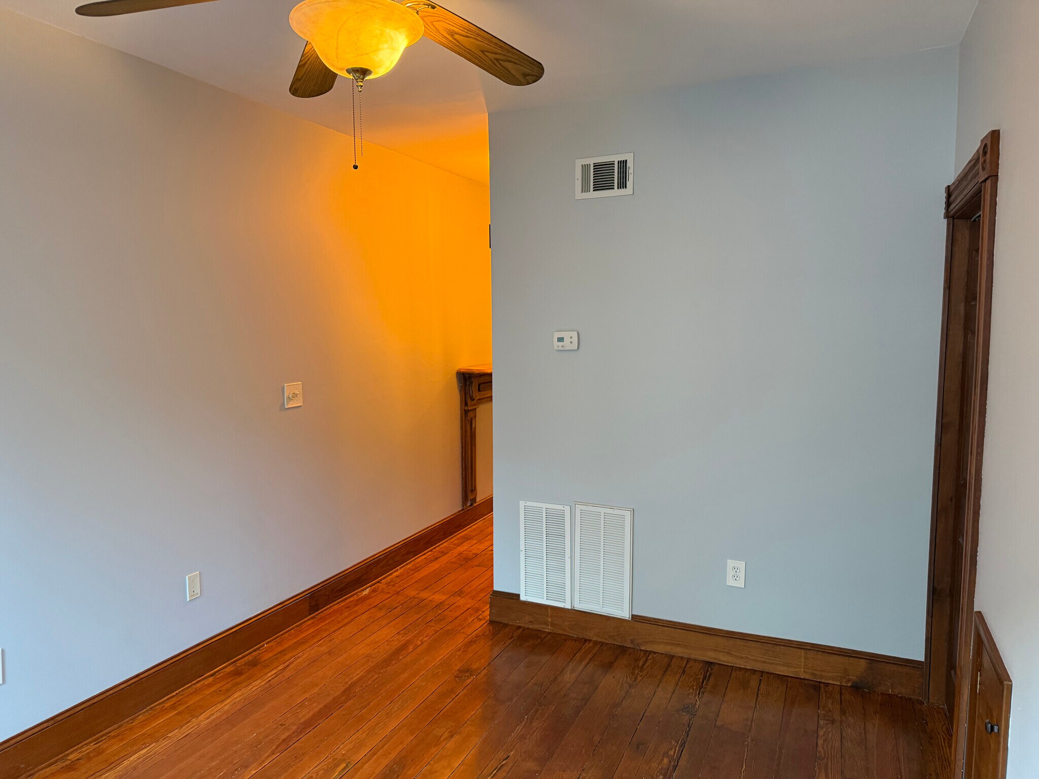 Living - 50 Cornhill St