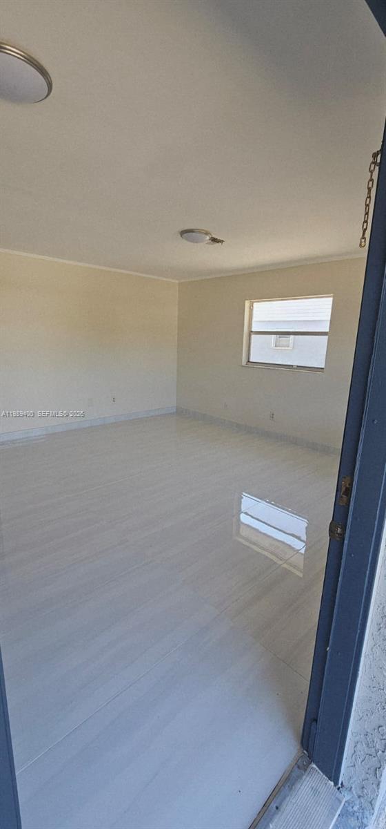 Building Photo - 338 8th Ave SW