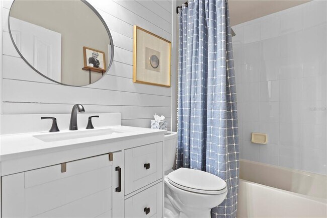 Building Photo - 3023 Pointeview Dr