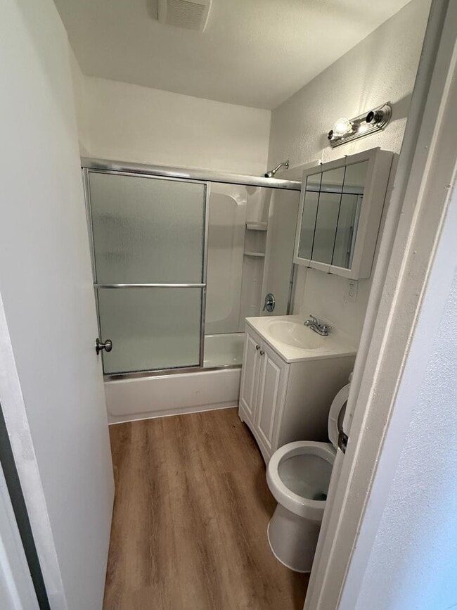 Building Photo - 2607 N Madison Ave