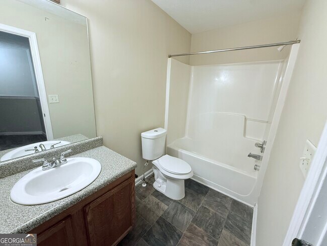 Building Photo - 136 Rankin Cir