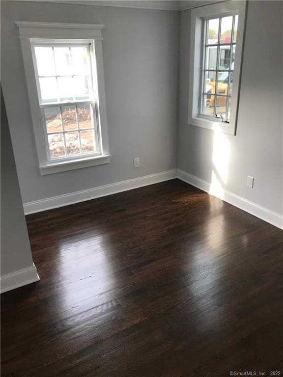 Building Photo - 76 East Ave