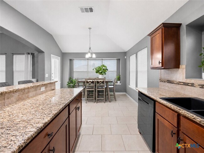 Building Photo - 2606 Camp Cooper Dr