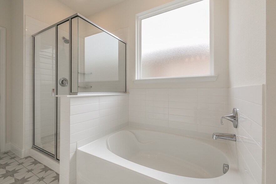 Building Photo - 346 Boroughbridge Dr