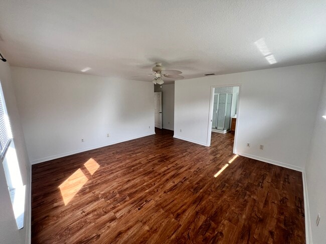 Building Photo - 10900 SW 45th Terrace