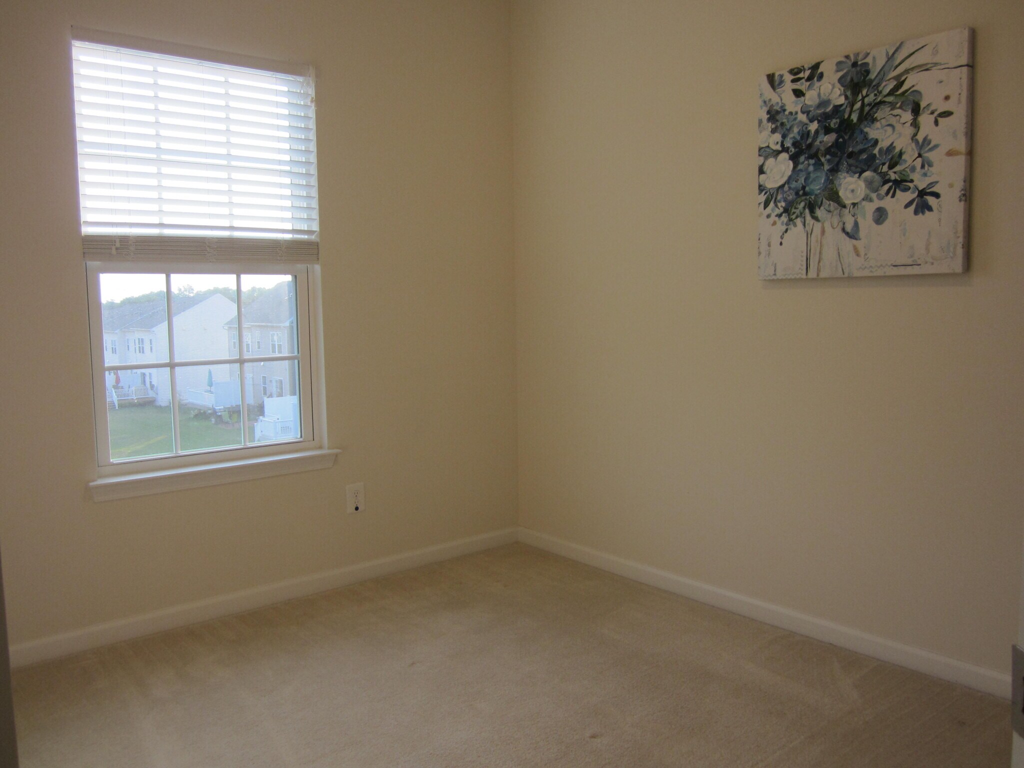 Bedroom 1 - 987 Brechin Lane