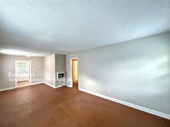 Building Photo - 1475 Pope St