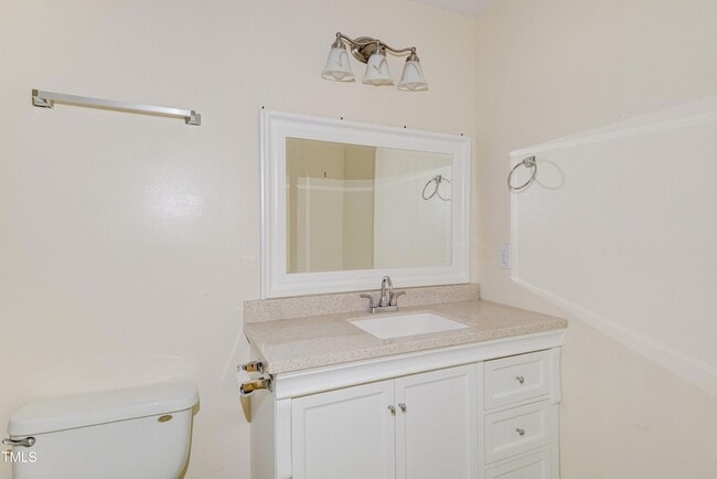 Building Photo - 306 Orchard Park Dr