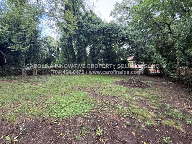 Building Photo - 363 Ebenezer Ave