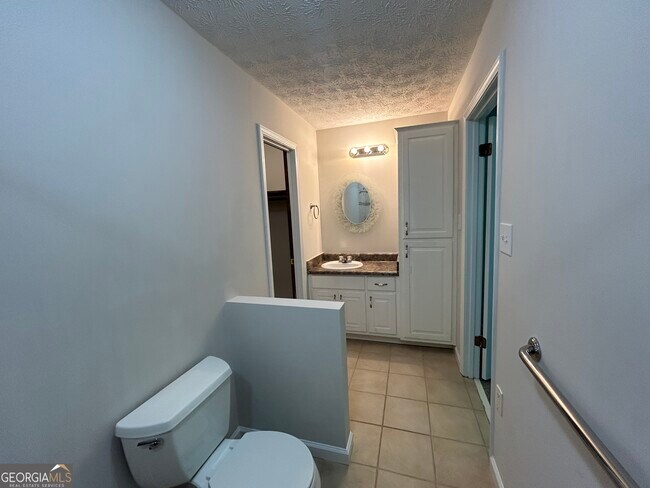 Building Photo - 488 Dogwood Trail